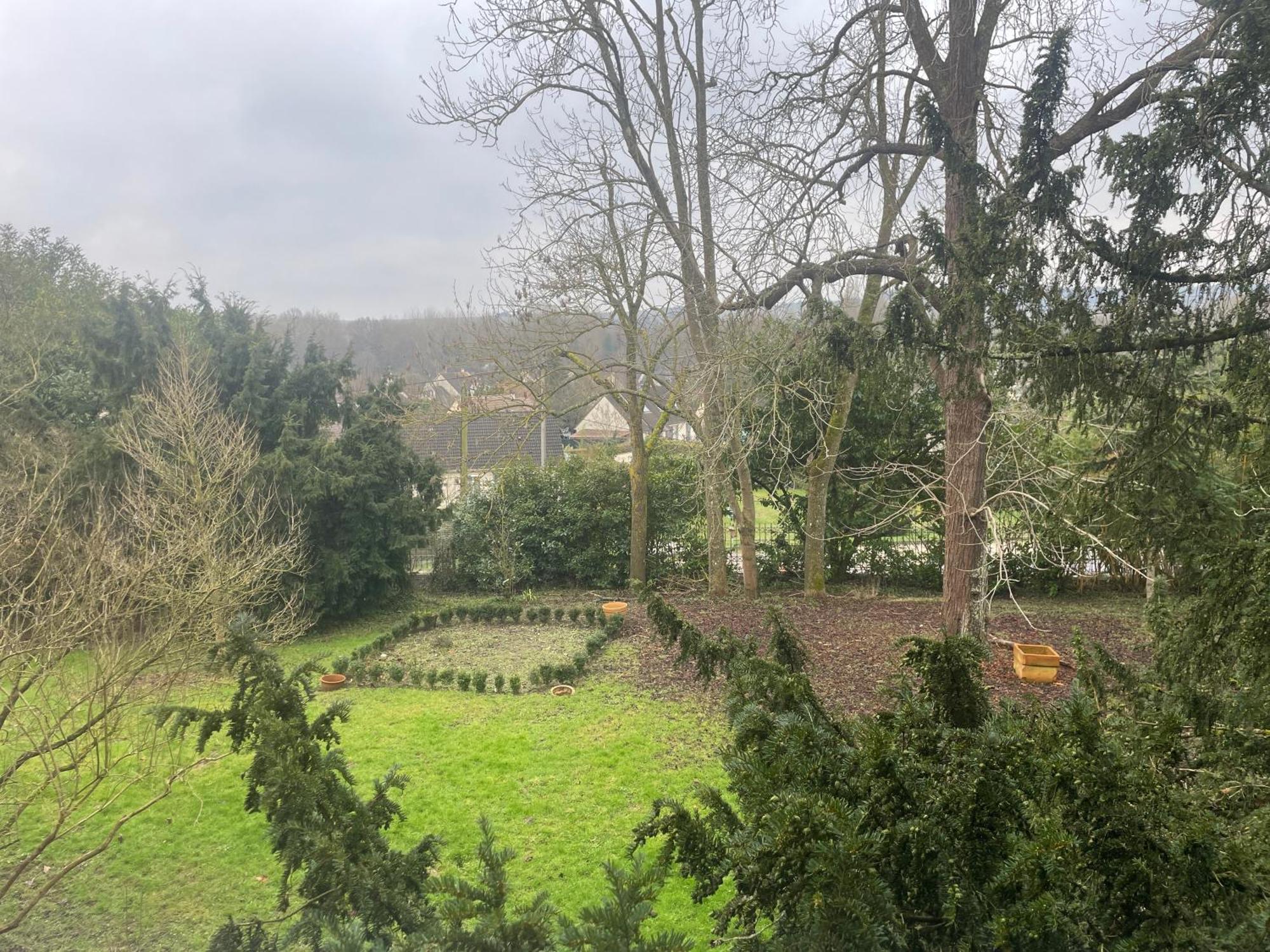VILLA SPA PERRET-4 Étoiles-PARC de 3 Ha au pied du PARC NATUREL DU VEXIN NORMAND-Châteaux -Nature-Ballades-VTT-Cheval-Golf-À 5 Mn de GIVERNY-Jardins de MONET-Musée IMPRESSIONNISTE-Pour 2 Nuitées SAUNA ou JACUZZI offert en Hiver ou PISCINE en Été ou H Sainte-Genevieve-les-Gasny Camera foto